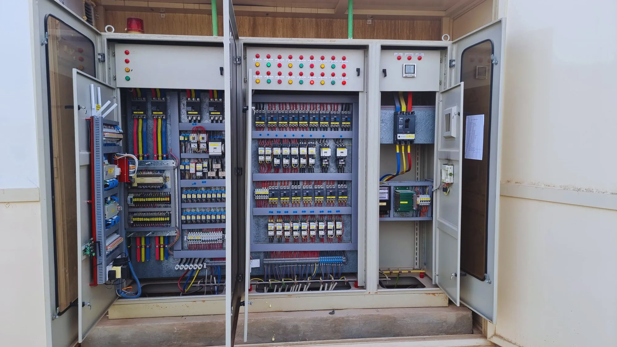 أعمال كهربائية